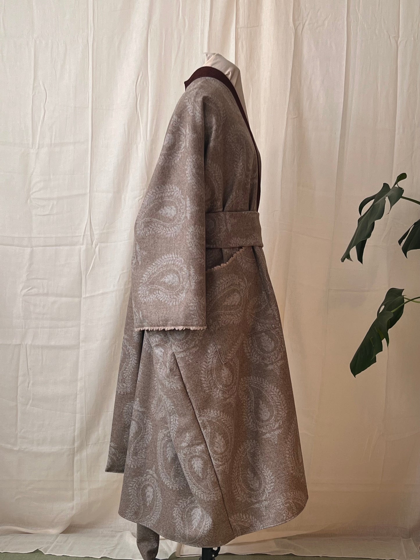 ILH Robe Taupe Paisley Ankle Length Bamboo Towelling Lined