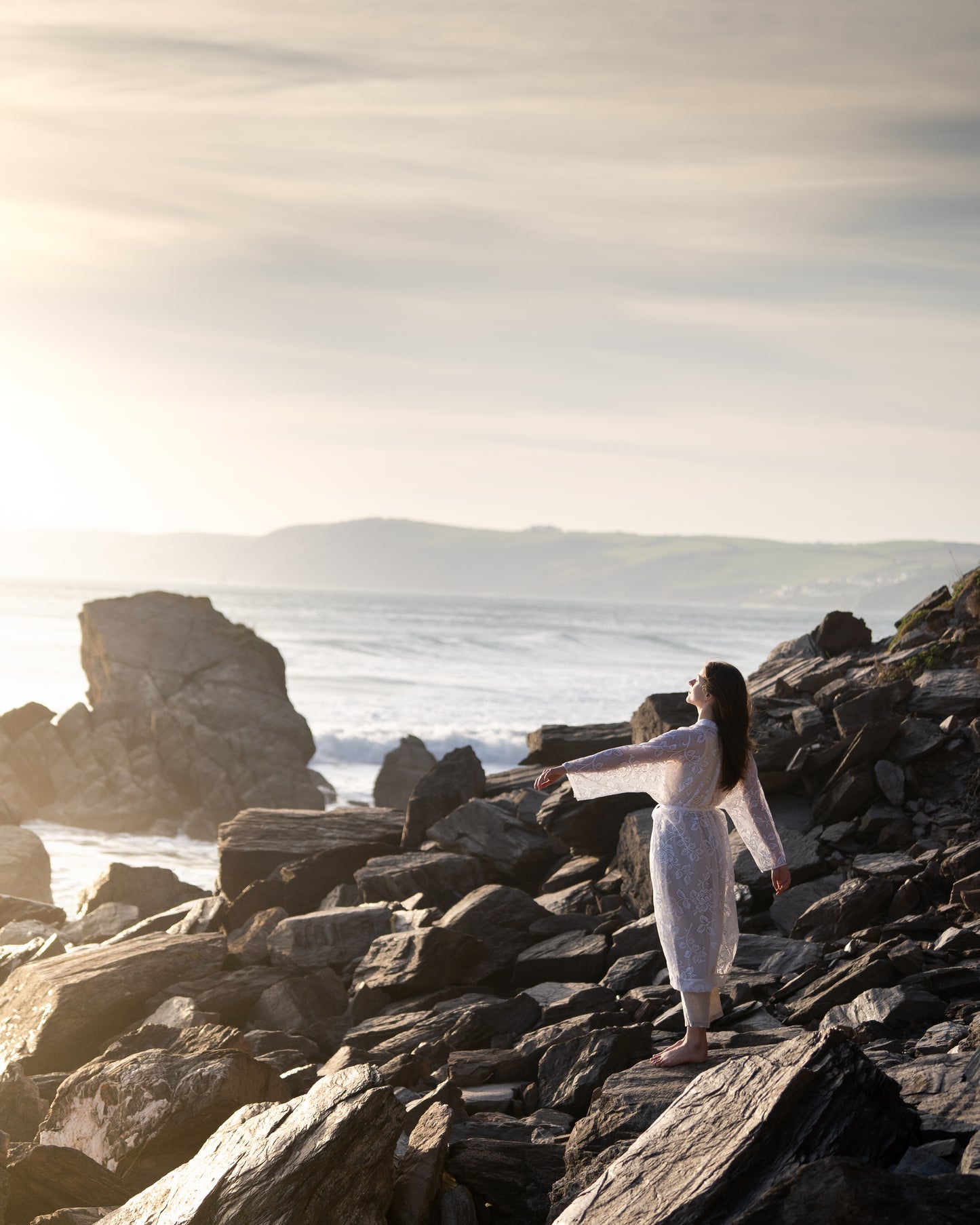 ILH Robe White Lace, Straight Hem