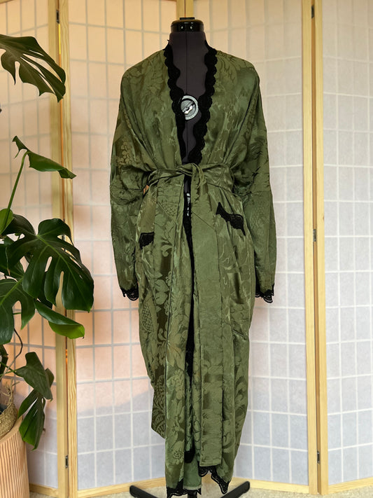 ILH Robe Olive Green Satin & Black Lace