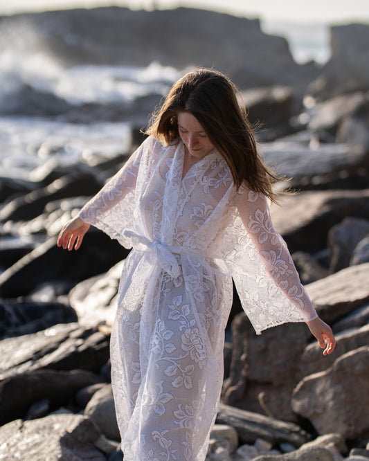 ILH Robe White Lace, Straight Hem