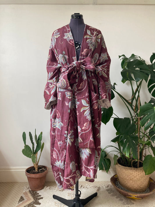 ILH Robe Bamboo Lined Aubergine Damask Floral without ties